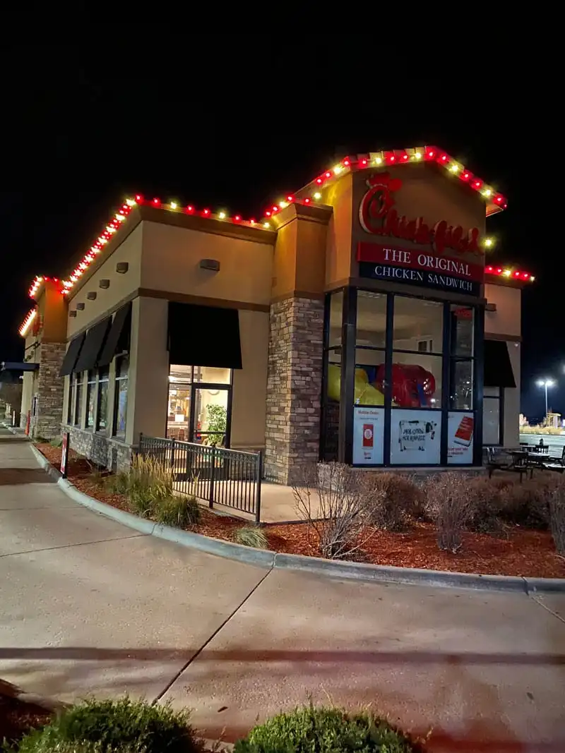 Commercial Christmas Lighting Experts in OKC